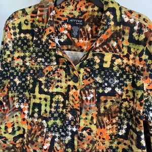 Attyre Women’s Stretch Button Down Jacket! Size Large